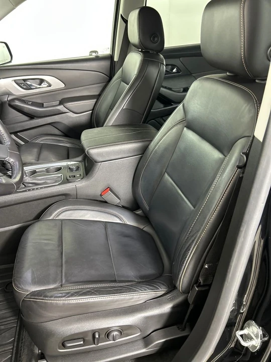 2020 Chevrolet Traverse - Image 11 of 12