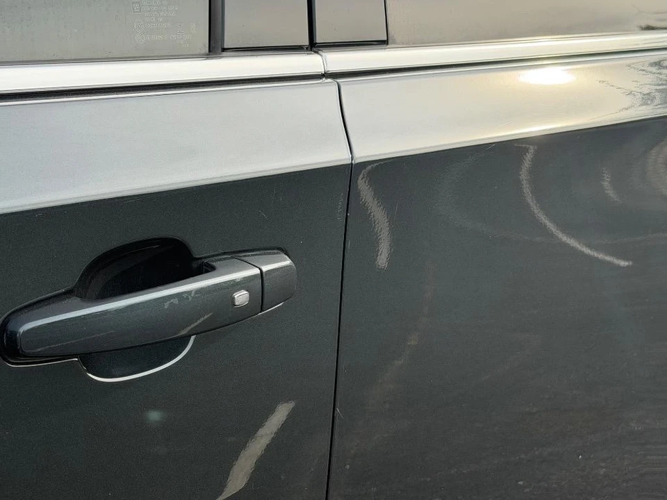2020 Chevrolet Traverse - Image 3 of 21