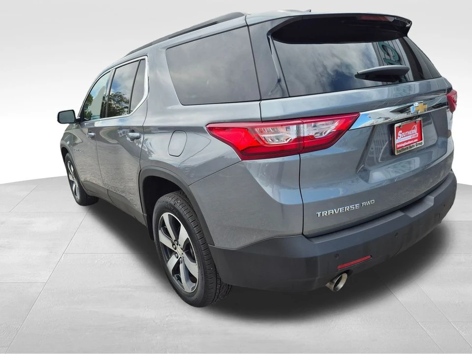 2020 Chevrolet Traverse - Image 3 of 12