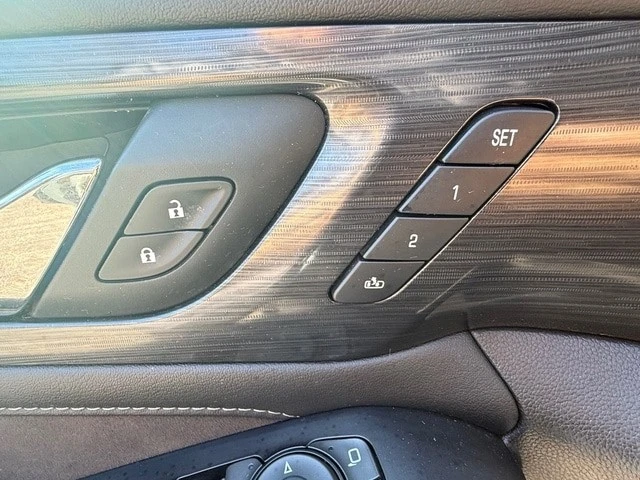 2020 Chevrolet Traverse - Image 12 of 12