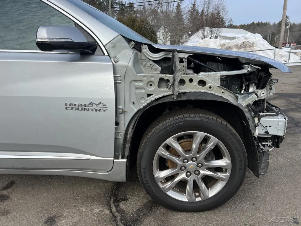 2020 Chevrolet Traverse - Image 10 of 12