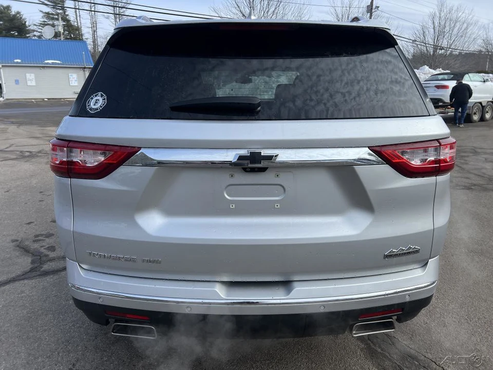 2020 Chevrolet Traverse - Image 4 of 12
