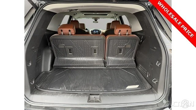 2020 Chevrolet Traverse - Image 11 of 21