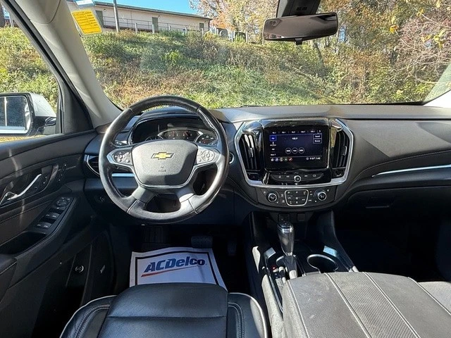 2020 Chevrolet Traverse - Image 10 of 12