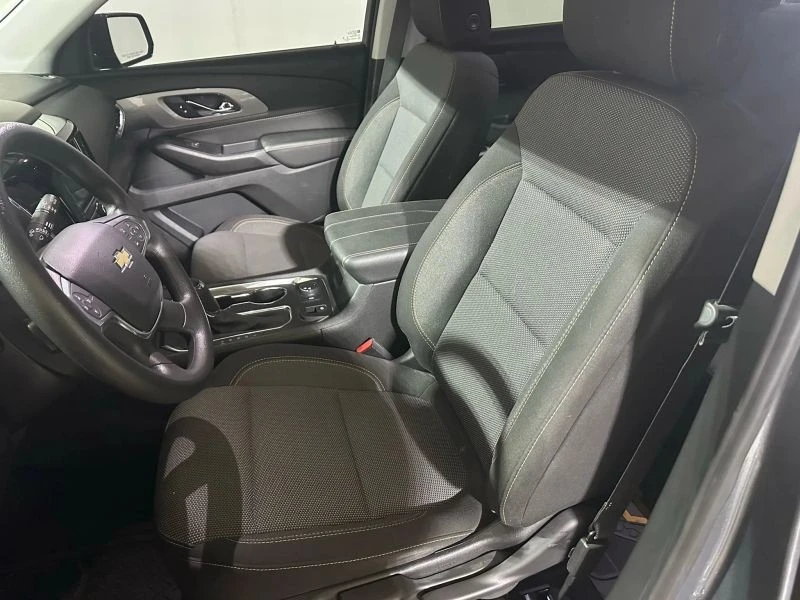 2020 Chevrolet Traverse - Image 11 of 12
