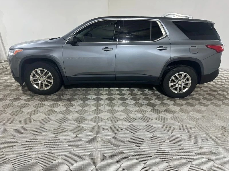 2020 Chevrolet Traverse - Image 3 of 12
