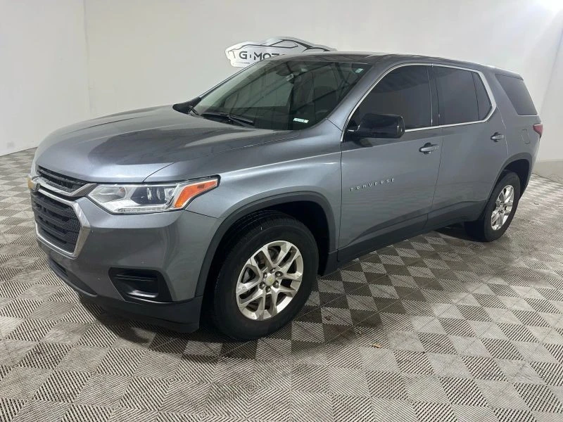 2020 Chevrolet Traverse - Image 2 of 12
