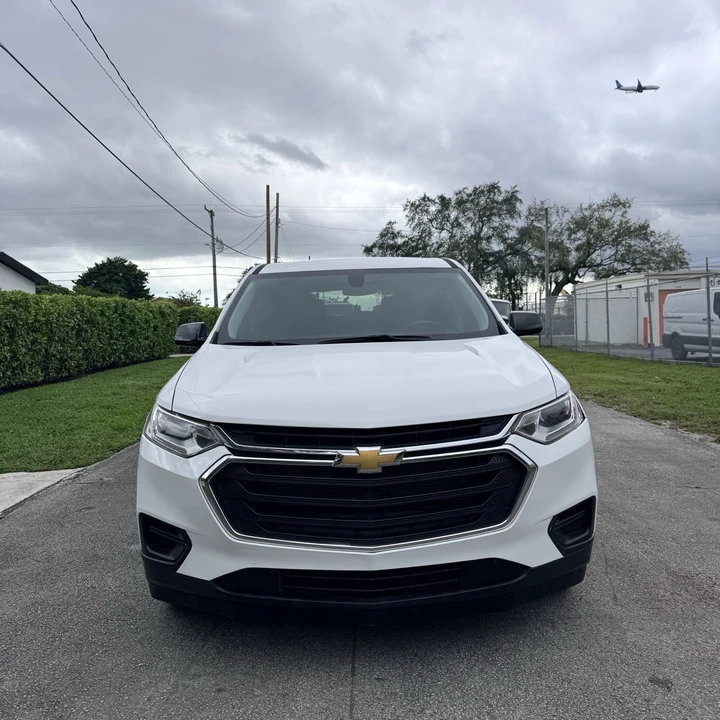 2020 Chevrolet Traverse - Image 2 of 21