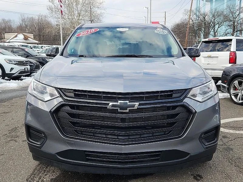 2020 Chevrolet Traverse - Image 2 of 12