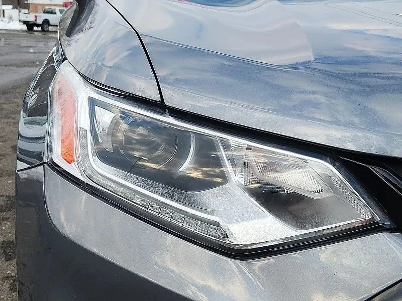2020 Chevrolet Traverse - Image 9 of 12