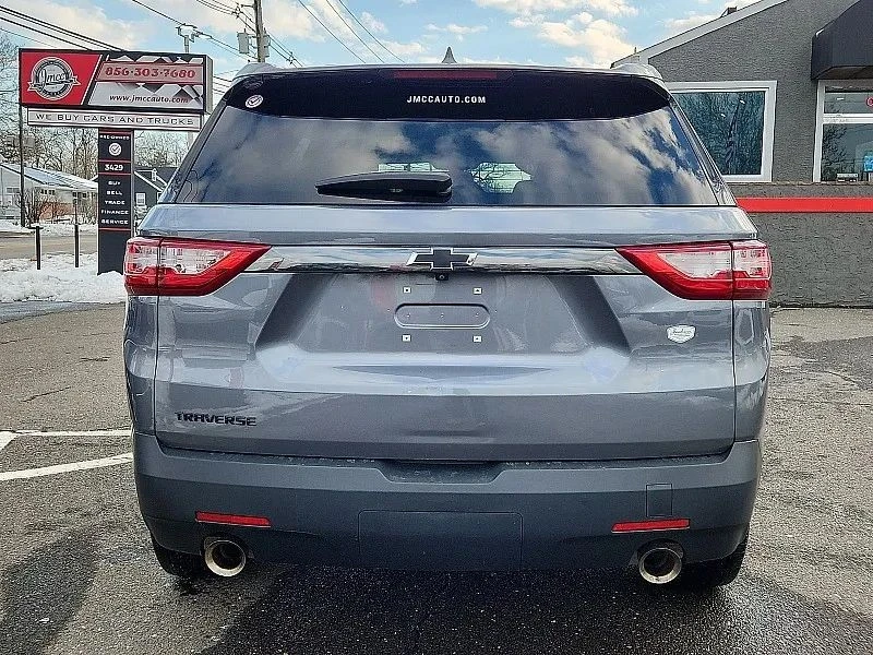 2020 Chevrolet Traverse - Image 5 of 12