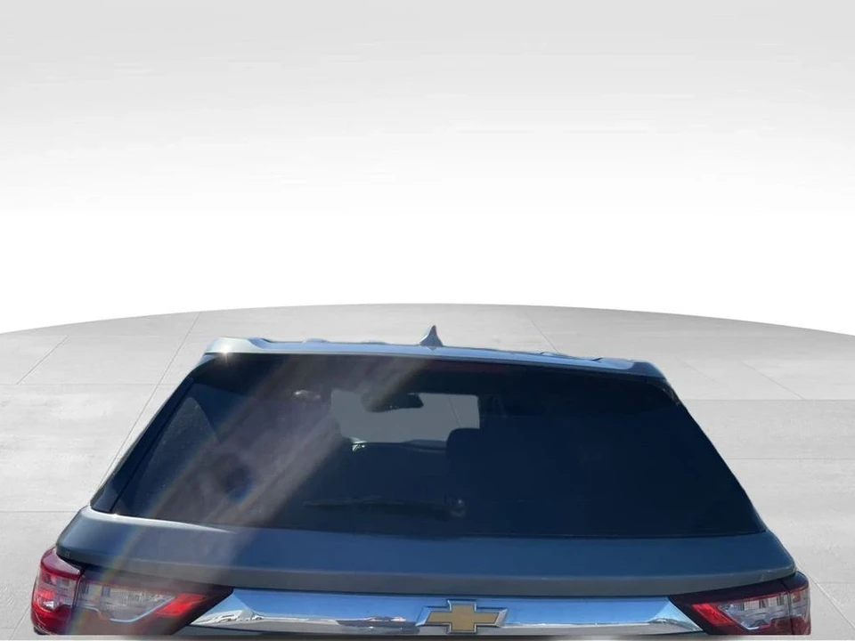 2020 Chevrolet Traverse - Image 5 of 12