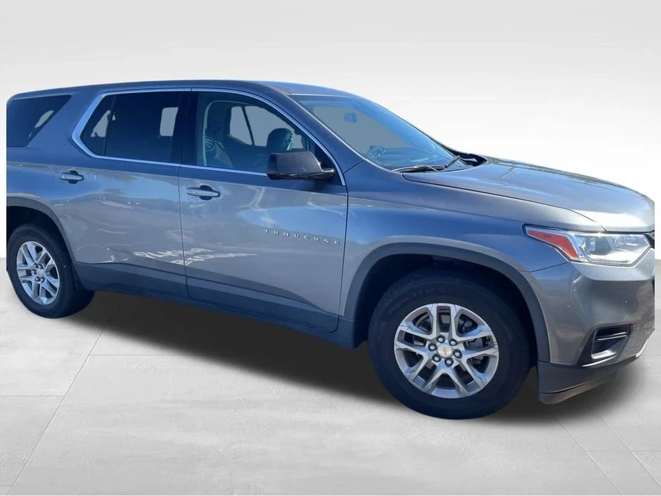 2020 Chevrolet Traverse - Image 7 of 12