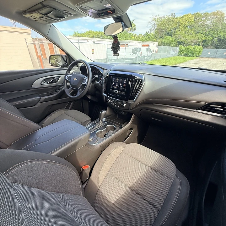2020 Chevrolet Traverse - Image 14 of 21