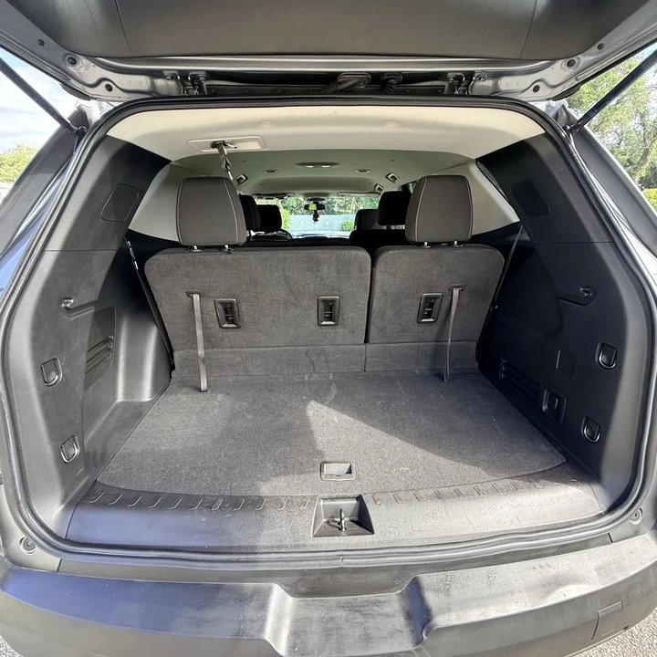 2020 Chevrolet Traverse - Image 13 of 21