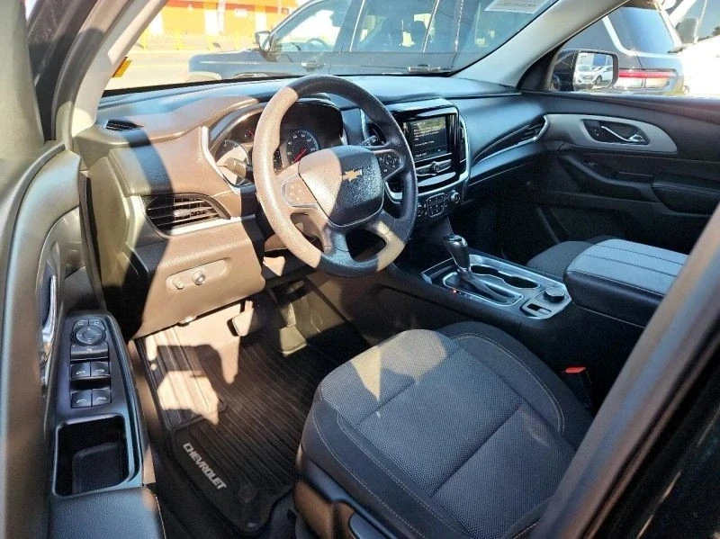 2020 Chevrolet Traverse - Image 10 of 12