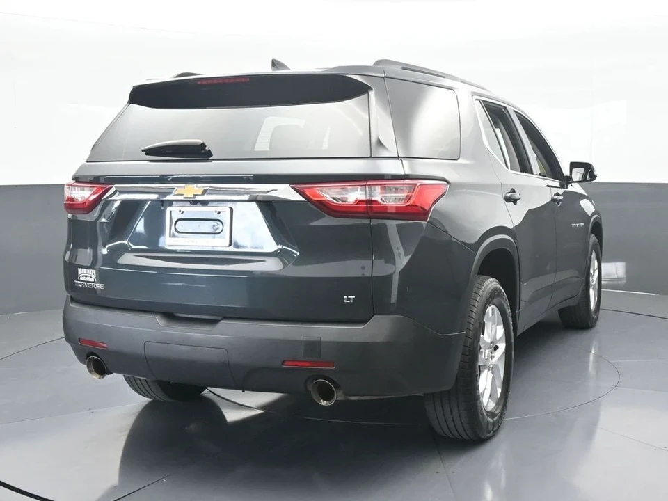 2020 Chevrolet Traverse - Image 5 of 12