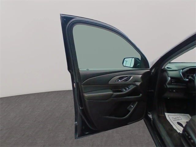 2020 Chevrolet Traverse - Image 11 of 12
