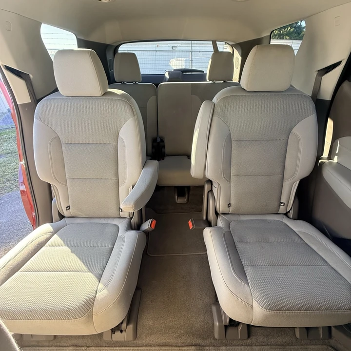 2020 Chevrolet Traverse - Image 14 of 21