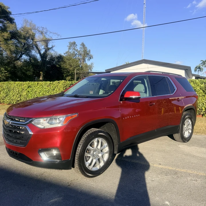 2020 Chevrolet Traverse - Image 2 of 21