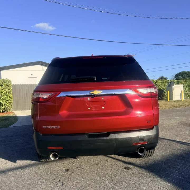 2020 Chevrolet Traverse - Image 6 of 21