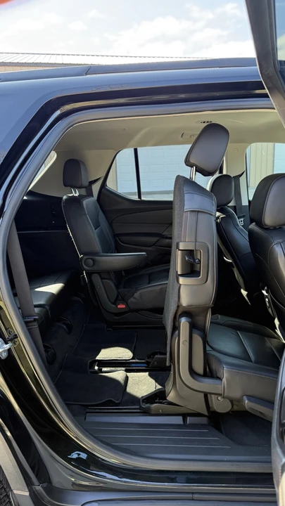 2020 Chevrolet Traverse - Image 7 of 15