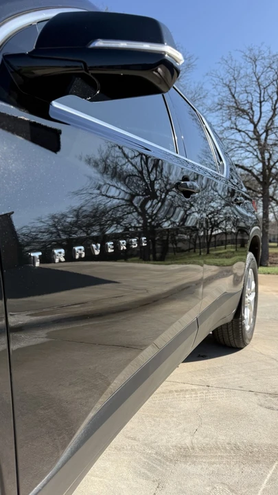 2020 Chevrolet Traverse - Image 4 of 15