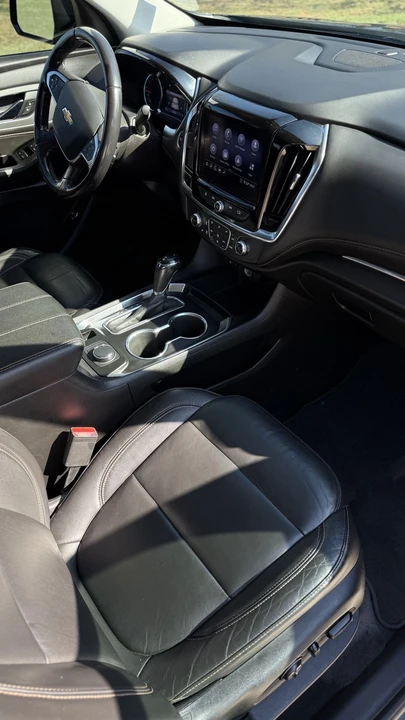 2020 Chevrolet Traverse - Image 13 of 15