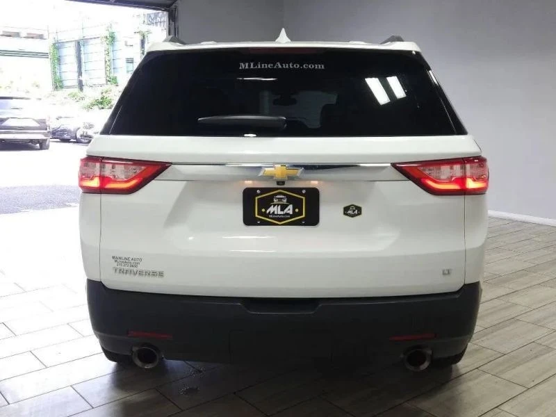 2020 Chevrolet Traverse - Image 4 of 12