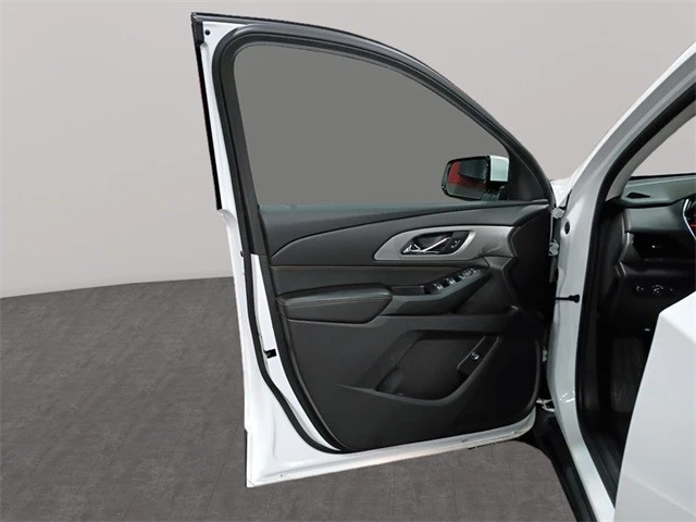 2020 Chevrolet Traverse - Image 11 of 12