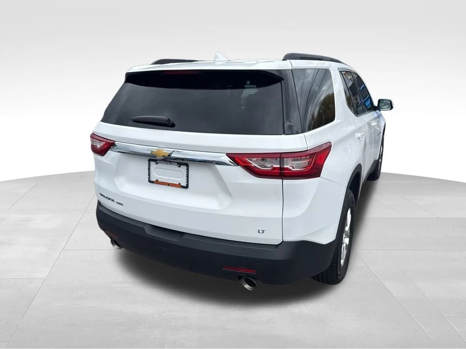 2020 Chevrolet Traverse - Image 5 of 12