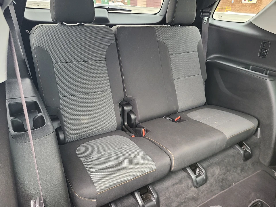2020 Chevrolet Traverse - Image 16 of 21