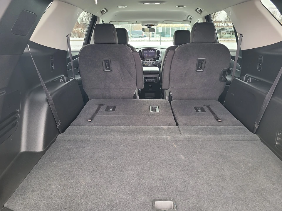 2020 Chevrolet Traverse - Image 14 of 21