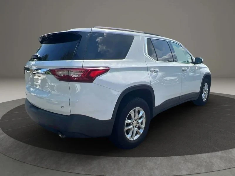 2020 Chevrolet Traverse - Image 5 of 12