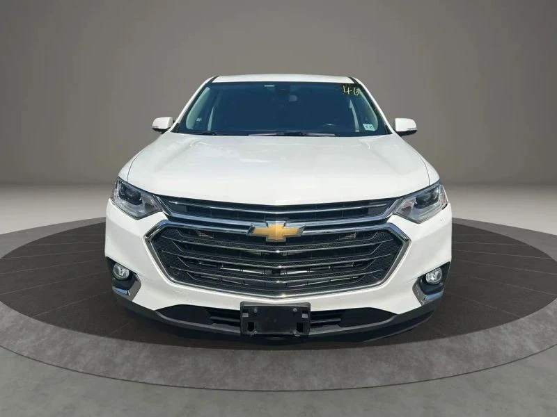2020 Chevrolet Traverse - Image 2 of 12