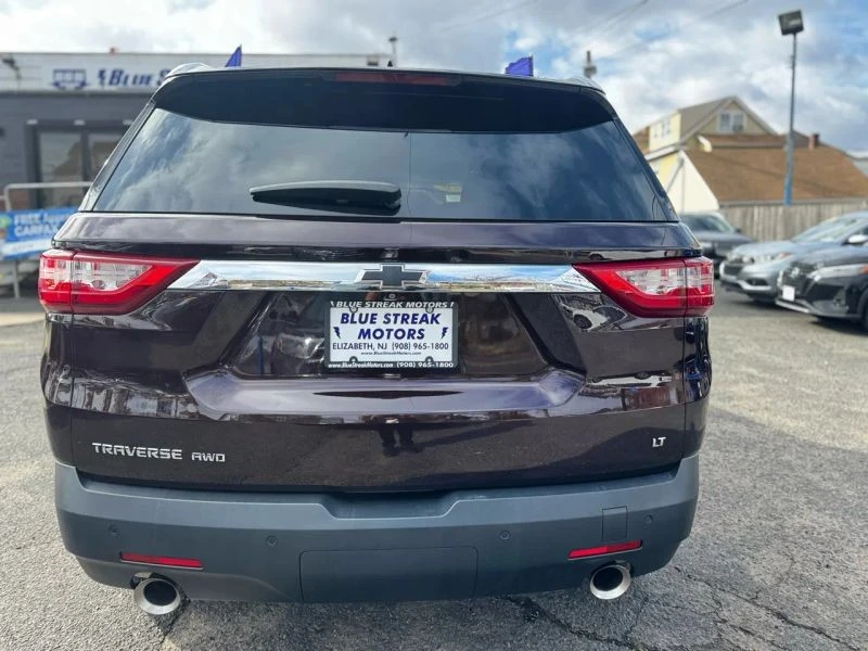 2020 Chevrolet Traverse - Image 9 of 12