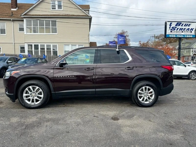 2020 Chevrolet Traverse - Image 7 of 12