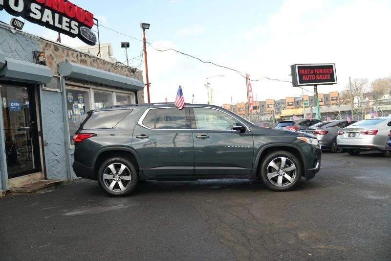 2020 Chevrolet Traverse - Image 5 of 12