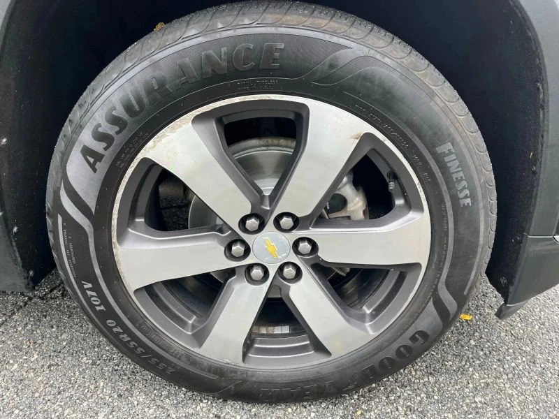 2020 Chevrolet Traverse - Image 9 of 12