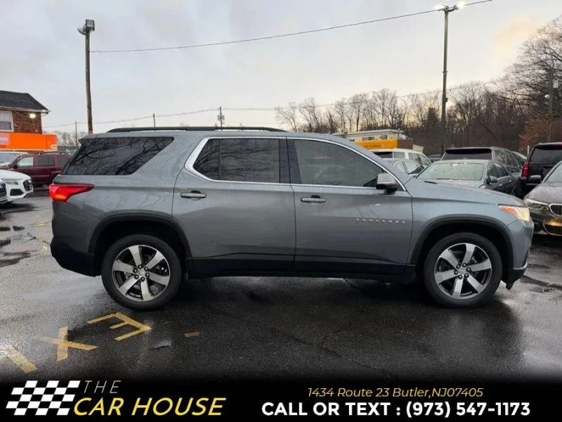 2020 Chevrolet Traverse - Image 8 of 12