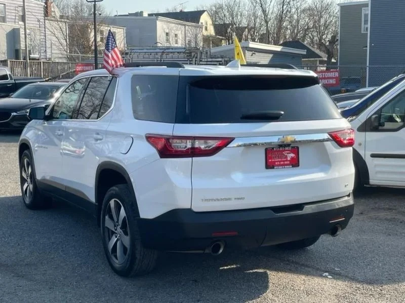 2020 Chevrolet Traverse - Image 6 of 12