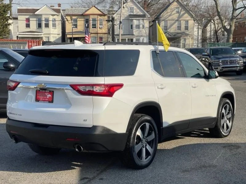 2020 Chevrolet Traverse - Image 4 of 12