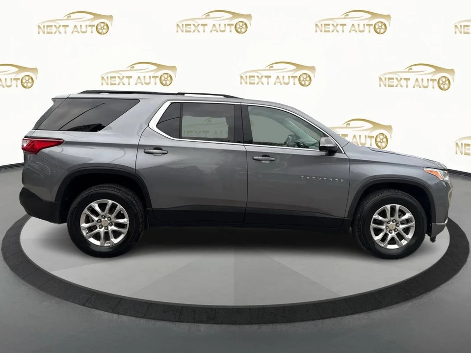 2020 Chevrolet Traverse - Image 6 of 21
