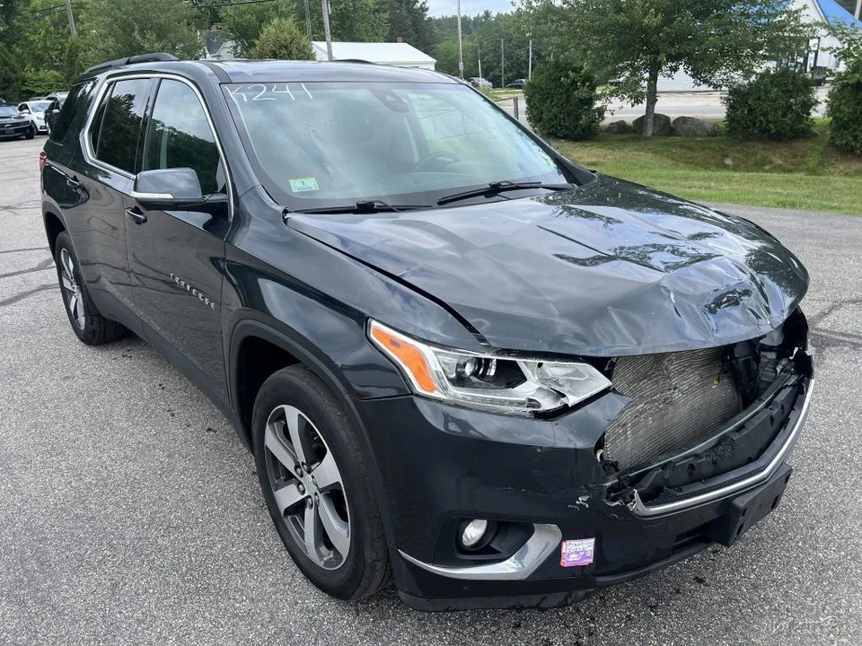 2020 Chevrolet Traverse - Image 10 of 12