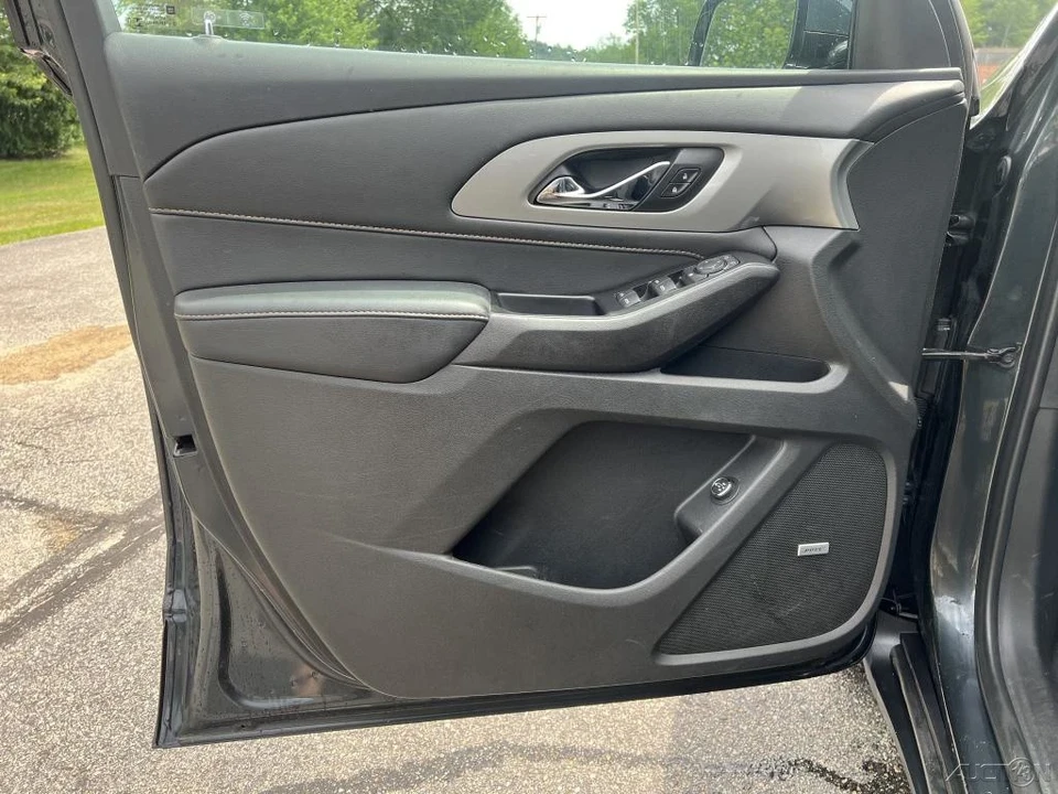 2020 Chevrolet Traverse - Image 12 of 12