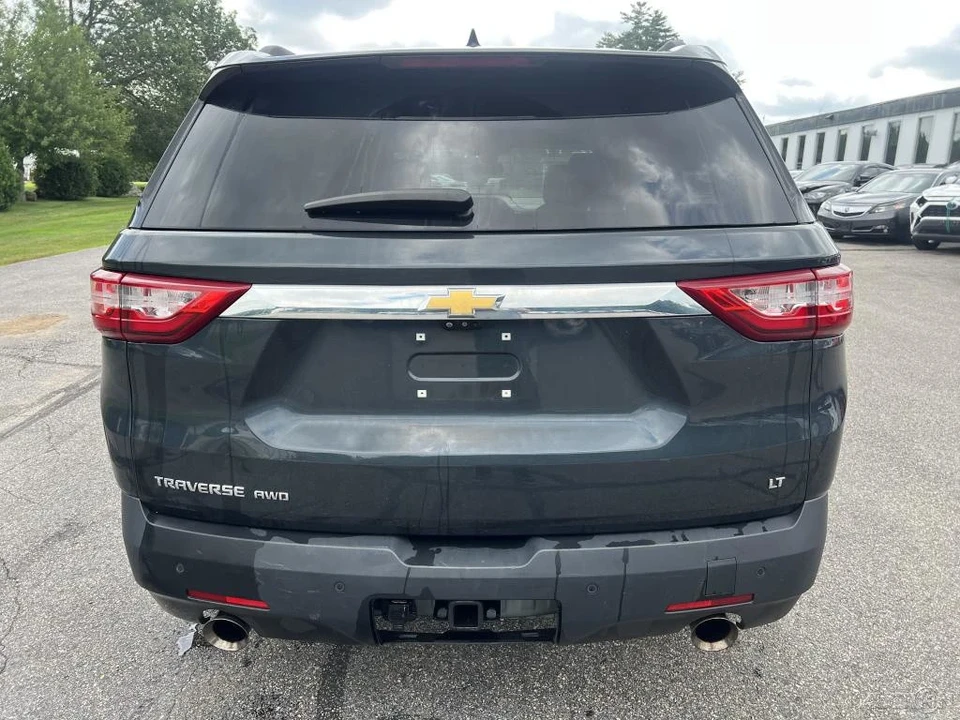 2020 Chevrolet Traverse - Image 4 of 12