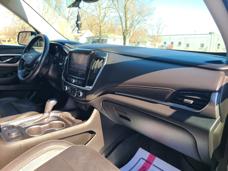 2020 Chevrolet Traverse - Image 16 of 21
