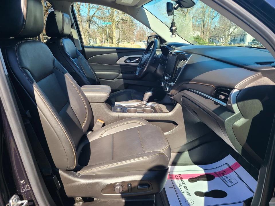 2020 Chevrolet Traverse - Image 15 of 21