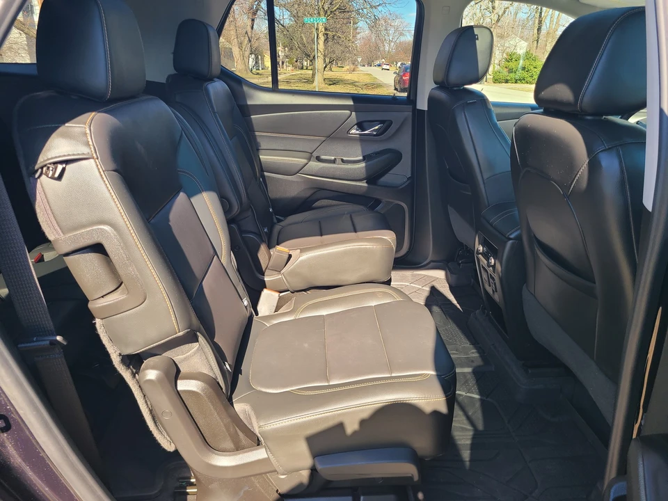 2020 Chevrolet Traverse - Image 14 of 21