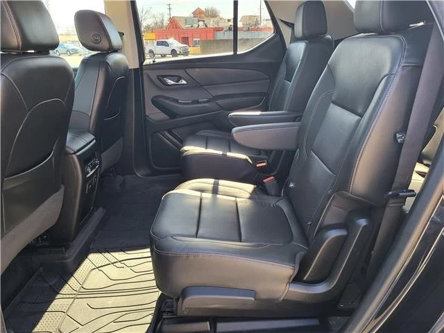 2020 Chevrolet Traverse - Image 11 of 21